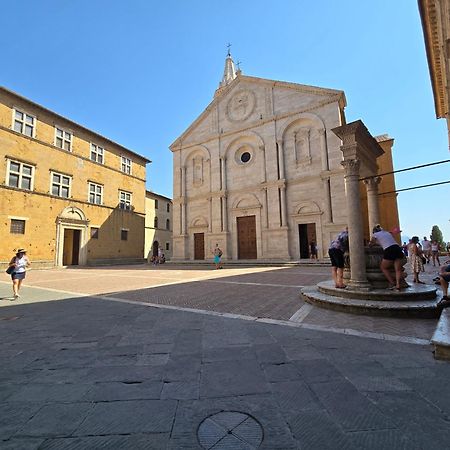 Finestra Dell'Angelo Pienza Exterior foto